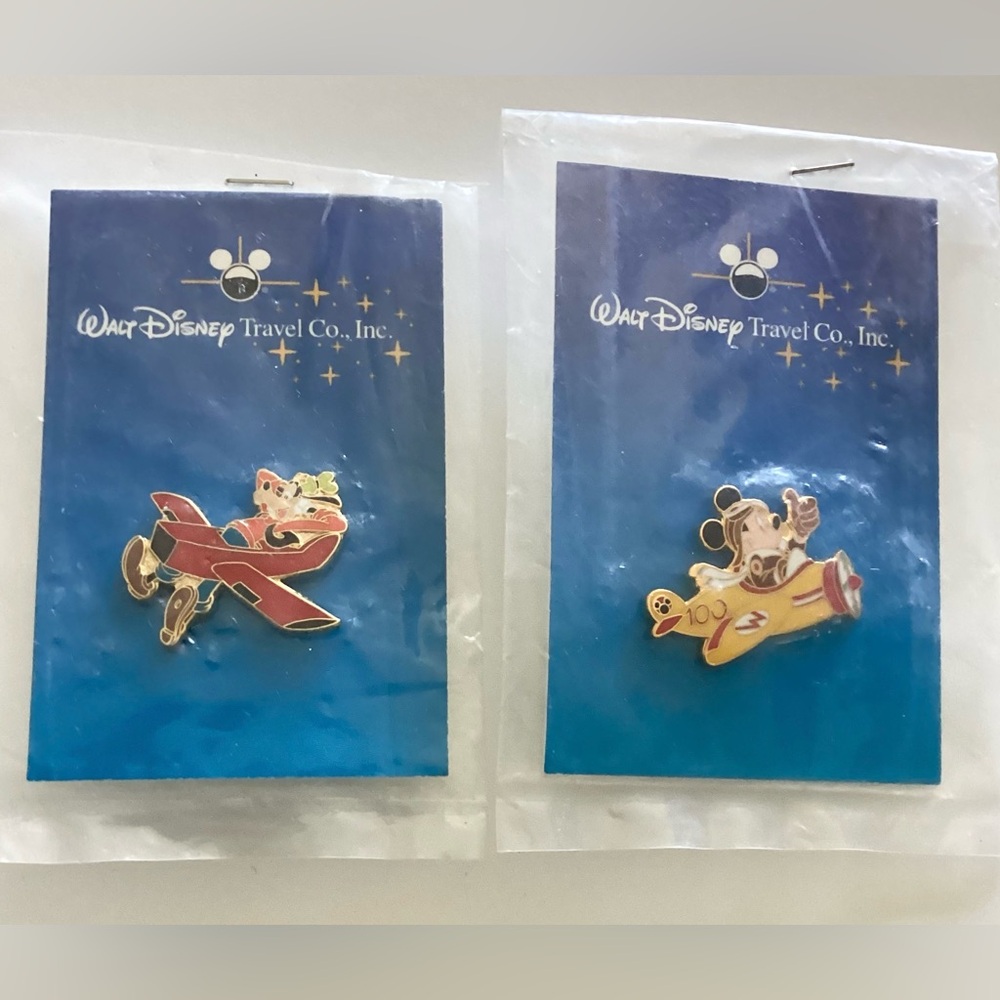 Mickey Flying Airplane - 100 Years of Magic & Goofy in an Airplane pins